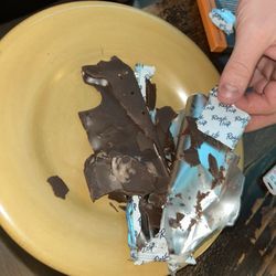 SMOKE ZONE SMOKE SHOP - Melted Expired Chocolate