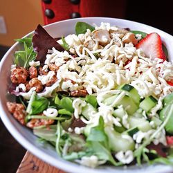 The Tomato Shack salad & pizza co, Conshohocken - Food pyramid salad