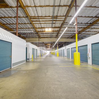 Security Public Storage - Easily accessible drive-through facility in Sacramento at Franklin Blvd. - Self Storage Near Me - Sacramento, California