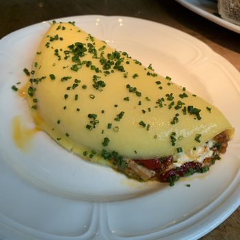 Au Cheval - Omelette - Bars Near Me - Chicago, Illinois Au Cheval - Omelette - Bars Near Me - Chicago, Illinois