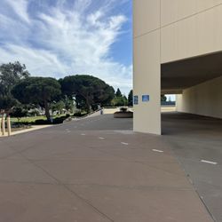 Huntington Beach Bail Bonds - Follow the white dash line down to the jail. Call us (714) 960-4402 if you need a bail bond.