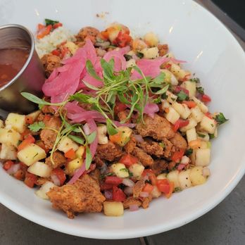 SeaQuake Brewing - Drunken Chicken Rice Bowl - Pizza Near Me - Crescent City, California