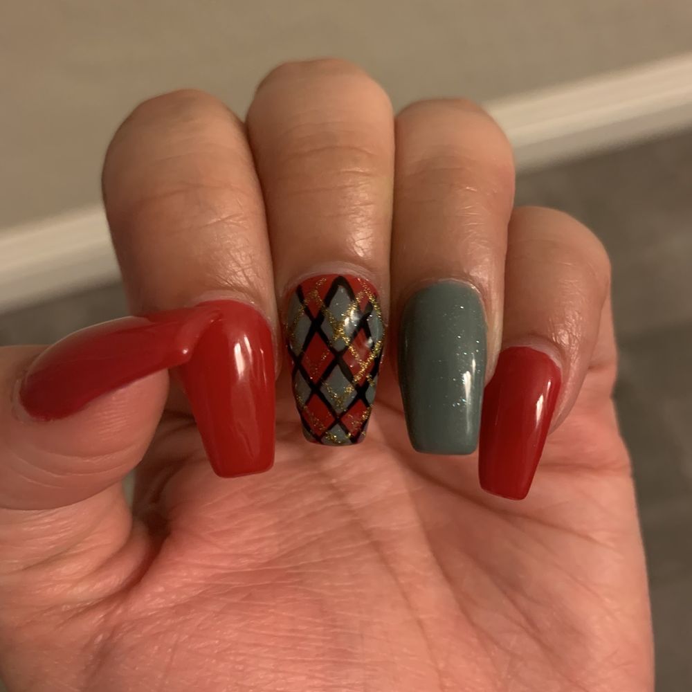 SL Nails & Spa - Nails by Jay. Christmas ugly sweater theme - Waxing Near Me - Henderson, Nevada