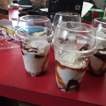 Rally's - I must be a real pIn in the ??? For this manager that made these not even twix on top oh well wish there were other rallys around here - Burgers Near Me - Dayton, Ohio Rally's - I must be a real pIn in the ??? For this manager that made these not even twix on top oh well wish there were other rallys around here - Burgers Near Me - Dayton, Ohio