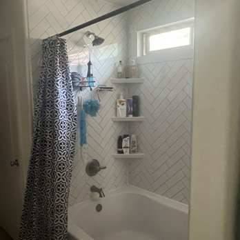 1 Day Bath Arizona - Master bathroom. Huge tub and we got subway tile turned into a herringbone style. - General Contractors Near Me - Mesa, Arizona