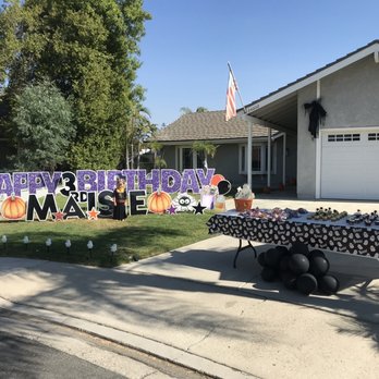 OC Yard Greetings - Signmaking Near Me