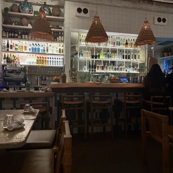 Chulita - bar area - Mexican Near Me - Venice, California