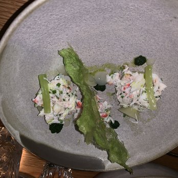 Perles et Paddock - Snow Crab dish - Cocktail Bars Near Me - Montreal, Quebec