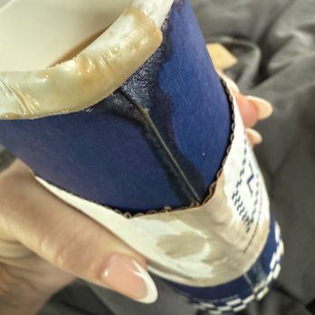 Noah's NY Bagels - Their leaky coffee that spills all over you (3rd time now) - Bagels Near Me - Vacaville, California