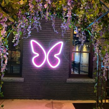 Wonderyard Garden + Table - Photo op - Pizza Near Me - Denver, Colorado Wonderyard Garden + Table - Photo op - Pizza Near Me - Denver, Colorado