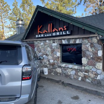 Kallans Bar and Grill - Great atmosphere. Good for kids until 9. Nice to have a local place. - Bars Near Me - Sugarloaf, California