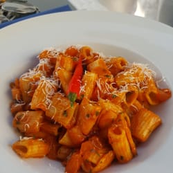 Piùcaro - Penne arabbiata