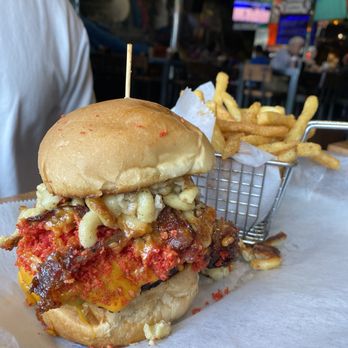 Brgr Stop - Big pimpin - American Near Me - Fort Lauderdale, Florida