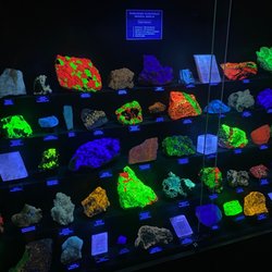 Crater Rock Museum & Gift Shop