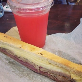 Las Olas Cafe - Cubano and watermelon juice - Cuban Near Me - Miami Beach, Florida