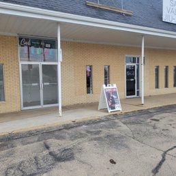 Exterior photo of Smoke Lab - Sterling, Illinois Exterior photo of Smoke Lab - Sterling, Illinois