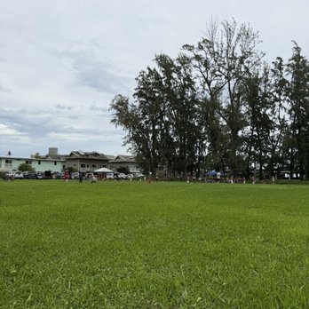 Pu'uiki Beach - Open grass field on the left side of the baseball field. The grass is a bit overgrown but great for Tee Ball. - Beaches Near Me - Waialua, Hawaii Pu'uiki Beach - Open grass field on the left side of the baseball field. The grass is a bit overgrown but great for Tee Ball. - Beaches Near Me - Waialua, Hawaii