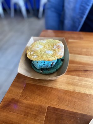 The Baked Bear by null