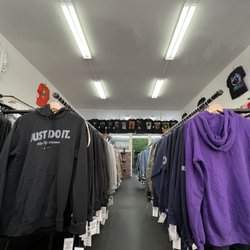 Second Hand Hustle - Super dope selection