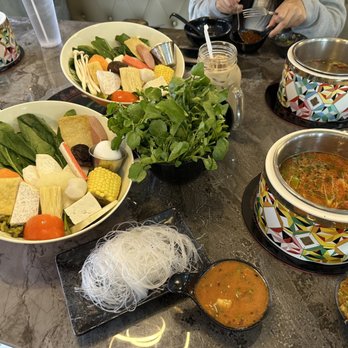 J's Mini Hot Pot - Chinese Near Me - Duluth, Georgia J's Mini Hot Pot - Chinese Near Me - Duluth, Georgia