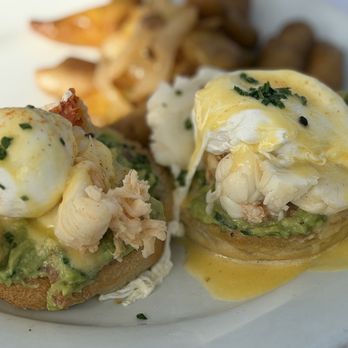 Las Brisas - LOBSTER  EGGS BENEDICT - Mexican Near Me - Laguna Beach, California