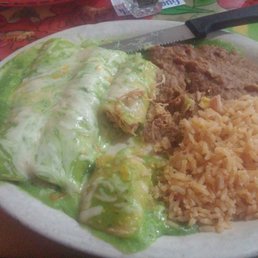 The enchiladas with green sauce was awesome... Completely stuffed with chicken. The enchiladas with green sauce was awesome... Completely stuffed with chicken.