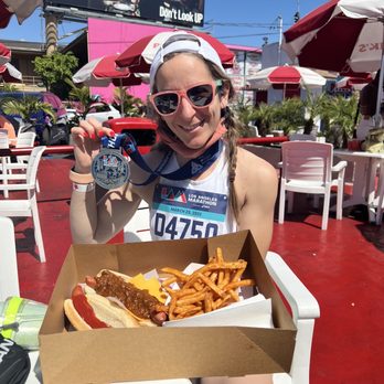 Los Angeles Marathon - Had to get Pink's Hot Dogs to celebrate afterwards! - Races & Competitions Near Me - Los Angeles, California