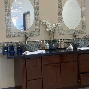 Lux Nails and Spa - Nail Salons Near Me - Lynnwood, Washington Lux Nails and Spa - Nail Salons Near Me - Lynnwood, Washington