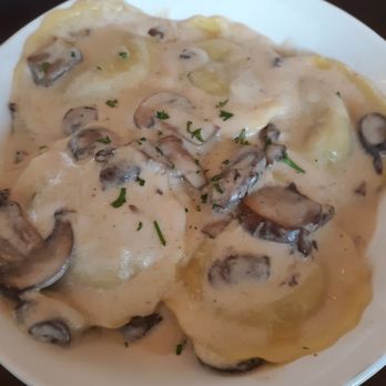 Olive Garden Italian Restaurant - Mushroom Ravioli - Italian Near Me - Kenner, Louisiana