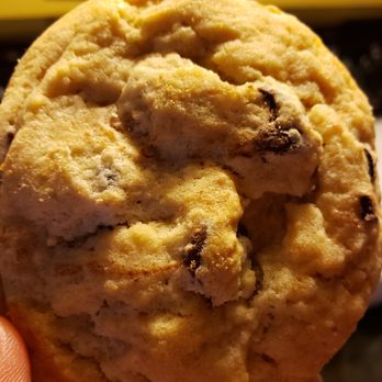 Lev's Bakery of Tecumseh - Chocolate chip cookie - Bakeries Near Me - Tecumseh, Michigan