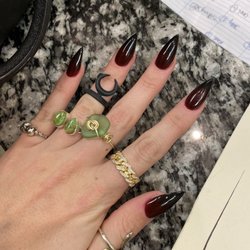 Polished Nails & Spa