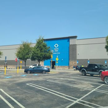 Sam’s Club - Easily accessible section for pickup - Grocery Near Me - Grapevine, Texas Sam’s Club - Easily accessible section for pickup - Grocery Near Me - Grapevine, Texas