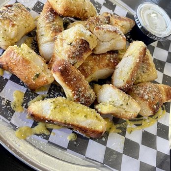 Midland Pizza Factory - Free breadsticks when you dine in! - Pizza Near Me - Midland, Texas