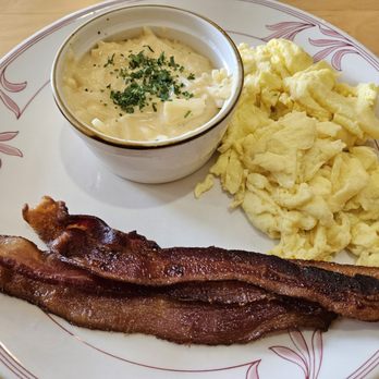 Comfort Cafe - Lone Star - Breakfast & Brunch Near Me - San Antonio, Texas