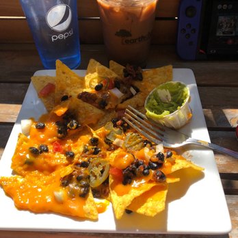 Bayside Cafe - Nachitos and an iced mocha latte - Coffee & Tea Near Me - Everett, Washington