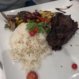 Skirt. Steak with rice vegetables Skirt. Steak with rice vegetables