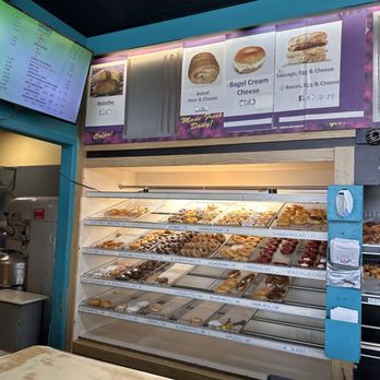 Jackson Donuts - Donuts Near Me - Jackson, Tennessee