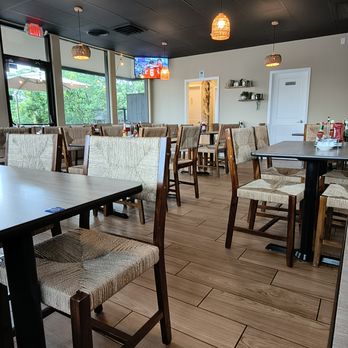 Casa Mia - Interior - Breakfast & Brunch Near Me - Mountain View, California Casa Mia - Interior - Breakfast & Brunch Near Me - Mountain View, California