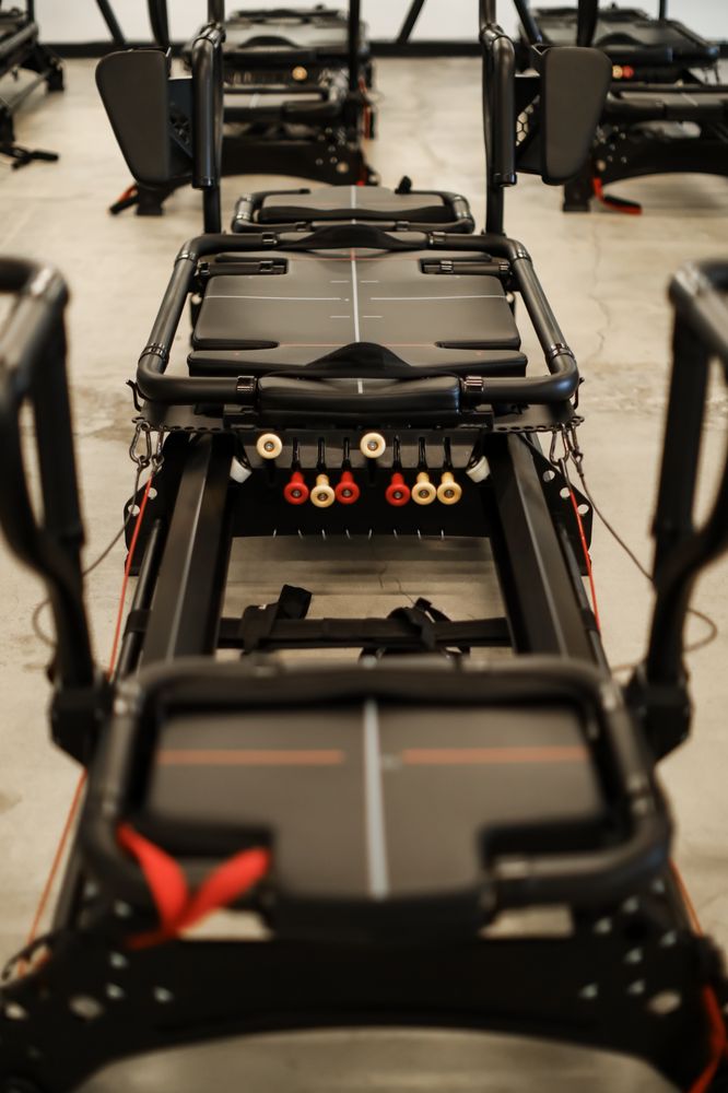 Stronger Fitness Studio Logo