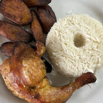 Peru Chicken Restaurant - 1/4 de Pollo con Dos Sides - Peruvian Near Me - Las Vegas, Nevada Peru Chicken Restaurant - 1/4 de Pollo con Dos Sides - Peruvian Near Me - Las Vegas, Nevada