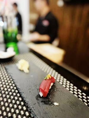 Monkey Sushi & Unique Poke by null