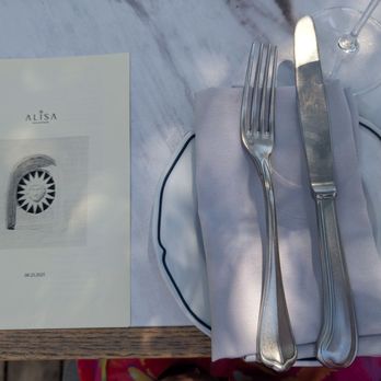 Alisa Wine & Friends - Brunch table setting - Greek Near Me - Venice, California Alisa Wine & Friends - Brunch table setting - Greek Near Me - Venice, California