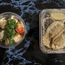 Sono Bana Japanese Restaurant - Left: Shrimp Shumai (steamed) Right; Pork Gyoza (fried)