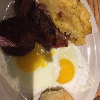 Cracker Barrel Old Country Store - Sunrise breakfast - American Near Me - Auburn, Indiana