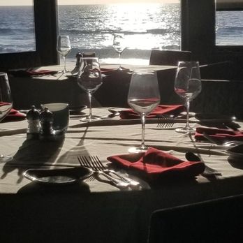 Chart House - Seafood Near Me - Redondo Beach, California Chart House - Seafood Near Me - Redondo Beach, California