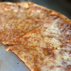 New York Style Pizzeria - Large cheese! Delicious!