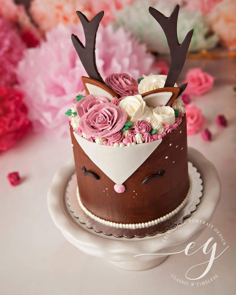 FROSTED BY CC Updated September 2024 16 Photos Rochester, Minnesota Custom Cakes Phone