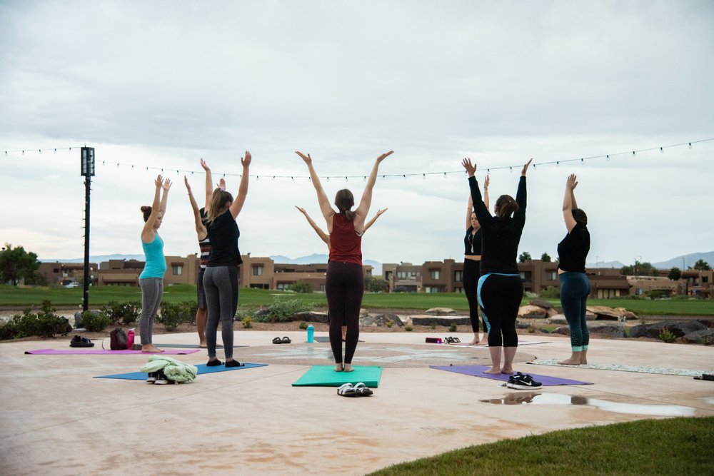 Rise Yoga Logo