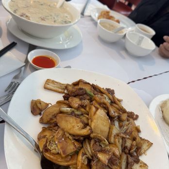 Little Shanghai Restaurant - Shanghai rice cake - Shanghainese Near Me - San Mateo, California