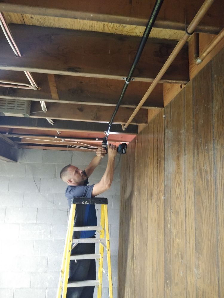 Slide of Pro’s Plumbing and Sewer